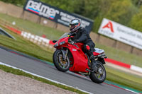 Castle-Combe-2019;PJ-Motorsport-Photography-2019;donington-no-limits-trackday;donington-park-photographs;donington-trackday-photographs;no-limits-trackdays;peter-wileman-photography;trackday-digital-images;trackday-photos